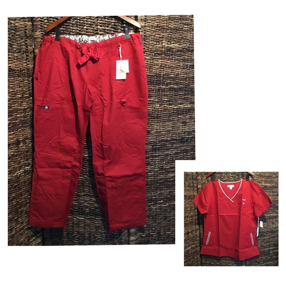 KOI-KATHY PETERSON 2-PIESCE SET NEW TOP AND PANTS NEVER WARN ORIGINAL PACKAGE